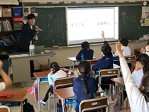コピーライター事務所「ことばやさん」が、箕面自由学園小学校で特別授業を実施！