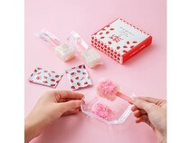 素朴なのに新食感の「ウイロバー いちごみるく」登場。伝統の「白ういろ」が進化！