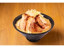 【東京都新宿区】濃厚味噌の「萬馬軒」が新宿西口に進出！オープン記念で味噌らーめん600円