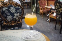 【東大阪】“飲む”というより“食べる”ミックスジュースではじまる1日【喫茶モア 本店】