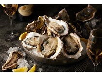 【東京都・大阪府】ロウリーズ・ザ・プライムリブで、東日本・西日本の個性を楽しめる2種類のフレッシュオイスター提供！