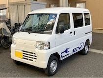 千葉県鎌ケ谷市本庁舎に公用車EVと普通充電器導入！ゼロカーボン・ドライブを達成