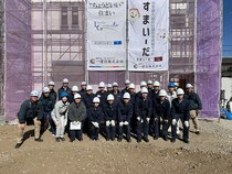 【群馬県】一建設が高校生を対象に「木造住宅の建築現場見学会」を開催！施工管理アプリの操作も