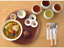 【京都府京都市】老舗生薬メーカーのカフェで100種類の生薬入り薬膳スープカレーが通年メニューに