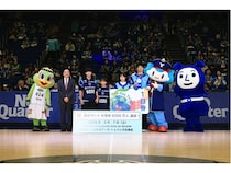 【神奈川県横浜市】横浜アリーナが来場者累計6,000万人を達成！セレモニーで記念品をプレゼント