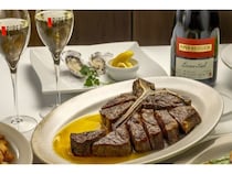 【京都府京都市】ベンジャミンステーキハウス京都店に、熟成肉とシャンパーニュで祝う春限定プラン登場