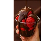 【兵庫県神戸市】Strawberry chocoの人気商品「ダークチョコ」が代官山Candyapple神戸マルイ店に登場