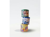 沖縄の伝統を特別なギフトに。紅型作家・新垣優香が描く「プレミアム金楚糕缶」が発売