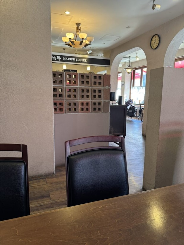 岩国市『麻里布珈琲』店舗内観➁