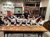 【東京都調布市】肉汁餃子のダンダダンが「ちょうふチュロス」を限定販売。小学生考案のレシピを商品化
