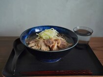 【東京都千代田区】山形名物「冷たい肉そば」が味わえる「肉そば藤七 半蔵門店」オープン！