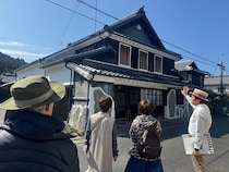 【福岡県八女市】藤の見頃に合わせ「大藤さんぽ」開催！500円で巡る歴史町歩き