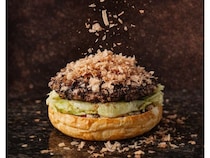 【東京都中央区】「Wagyu Burger」祝5周年！和牛バーガーの新しいかたち「シン・日本橋バーガー」限定発売