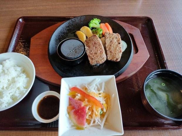 つばきグリル 鳥栖店