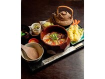 【京都府京都市】食事から甘味まで！「肉のおだきち伏見稲荷本店」に春の新作メニューが勢揃い