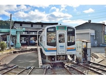 子どもたちで旅程を組み理想の“撮り鉄旅”を叶える、静岡県「電車博士キャンプ」開催