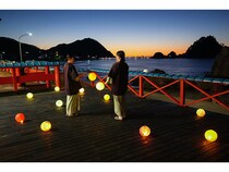 【山形県鶴岡市】鶴岡4温泉街で夜散歩イベント「夏華灯り」開催！提灯片手に幻想的な夜へ