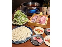 【東京都千代田区】京鴨とタイ料理が融合！野乃鳥がジュン氏監修の特製タレで味わう新鴨鍋コースを開始
