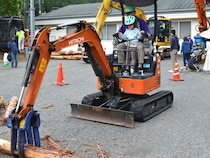 【岡山県】林業機械の乗車・操縦体験や木のおもちゃで遊べる「百年の森林まつり」西粟倉村で開催
