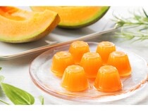 メロンの香りをリッチに再現。「夕張メロンゼリー リッチテイストミニ」が北海道限定発売