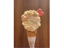 【宮城県松島町】松島蒲鉾本舗が、門前店限定で「花びらソフトクリーム」を販売！写真映え抜群