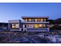 【千葉県館山市】海が目の前の一棟貸し「the MELLOW HOUSE 館山」誕生。最大20名！
