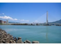 台湾で世界最大の単主塔非対称斜張橋「淡江大橋」が開通。新たな都市のランドマークに