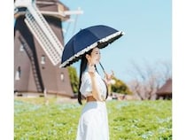 立体フリルと100％遮光生地を店頭で体感、「芦屋ロサブラン」が限定でPOP-UPを開催