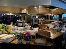 【長野県安曇野市】バウムクーヘンAI職人「THEO」、安曇野のレストラン＆カフェ「L’ATELIER DES SENS」に導入。安曇野年輪ケーキを発売