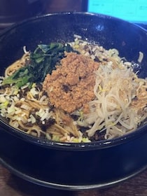 【山口グルメ】『麺屋遊膳』宇部市の本格担々麺専門店｜1日30杯限定の特濃黒ごま担々麺も絶品