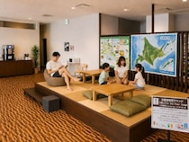 【北海道旭川市】ワイズホテル旭川駅前が宿泊者専用ラウンジに畳の小上がりを新設。朝食もリニューアル