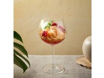 【東京都中央区】「ホテルグランバッハ東京銀座」が夏限定パフェを提供中。桃と発酵が育む豊かな味わい
