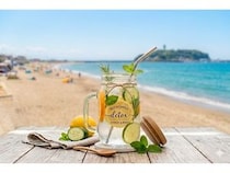 【神奈川県藤沢市】江ノ島西浜の海の家「THE HARBOR TERRACE」がブリタとコラボ。ビーチハウスが限定OPEN