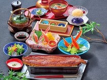 甲羅本店「うなぎ祭」が今年も開催！一本鰻と絶品かに料理を一度に楽しむ夏のごちそう