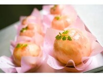 【神奈川県横浜市】『galbe』に旬の桃を丸ごと使用したケーキが登場！夏限定のクッキー缶も