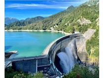 【富山県】富岩運河環水公園や称名滝、黒部ダムなど「水の王国・とやま」の水景スポットを紹介