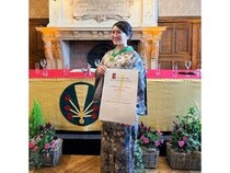 「支那そばや」佐野史華氏が、シャンパーニュ騎士団より「シュヴァリエ」を叙任！