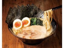 【東京都港区】横浜家系ラーメン「壱角家 浜松町店」開店！人気の「MAXラーメン」 等がそろう