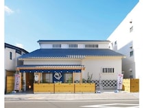 愛媛県宇和島の老舗「かどや」が「えひめみかんアイスモナカ」をオンラインで先行発売