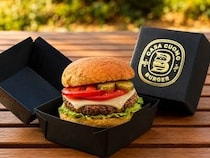 【大分県日田市】イタリアンの巨匠サルバトーレ・クオモによる本格バーガーショップがオープン