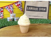 【滋賀県⽶原市】風味豊かな黄金色の「Langage Farmソフトクリーム」がローザンベリー多和田に登場！