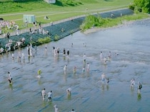 【北海道札幌市】札幌発の「川見」が豊平川で開催！川を眺め、せせらぎに耳を傾け過ごす夏のひととき