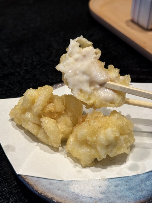 『手打ち蕎麦 きさく』白子の天麩羅のアップ