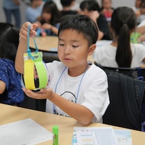 【大学がテーマパークに♡】オリンピックメダリストも登場！体験しながら学べる小学生向けフェスがすごい