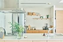 電子レンジを捨てたら変わった！ 2児のママがどの家にもある、3つのキッチン家電を手放してみたら…