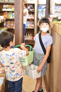 子どもの金融教育、いつ・どんな形で始める？ おこづかいのあげ方やお年玉の管理ってどうするの？