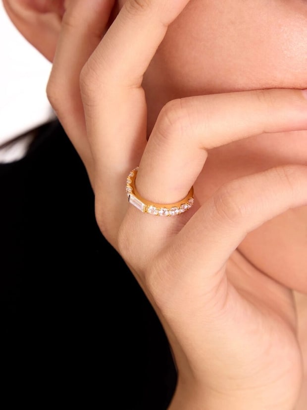 Imgi 4 va 2025 yg 2000x2667 2726565c 4666 44c1 8cea 97b05149ebfb