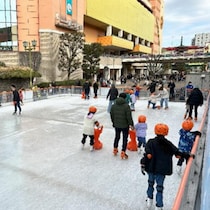 子どものスケートデビューによさそう♪ 海老名中央公園に本格アイススケートリンクがオープン