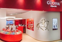 選ぶ時間もご褒美に。【ゴディバが新提案】“好きなだけ選べる”量り売りチョコ＆カスタマイズ体験の新店舗が今冬オープン
