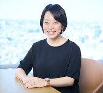 ヨーロッパと連携して日本人の舌に合うワインを作る。10歳・6歳の子どもを育てるママ会社員の働き方